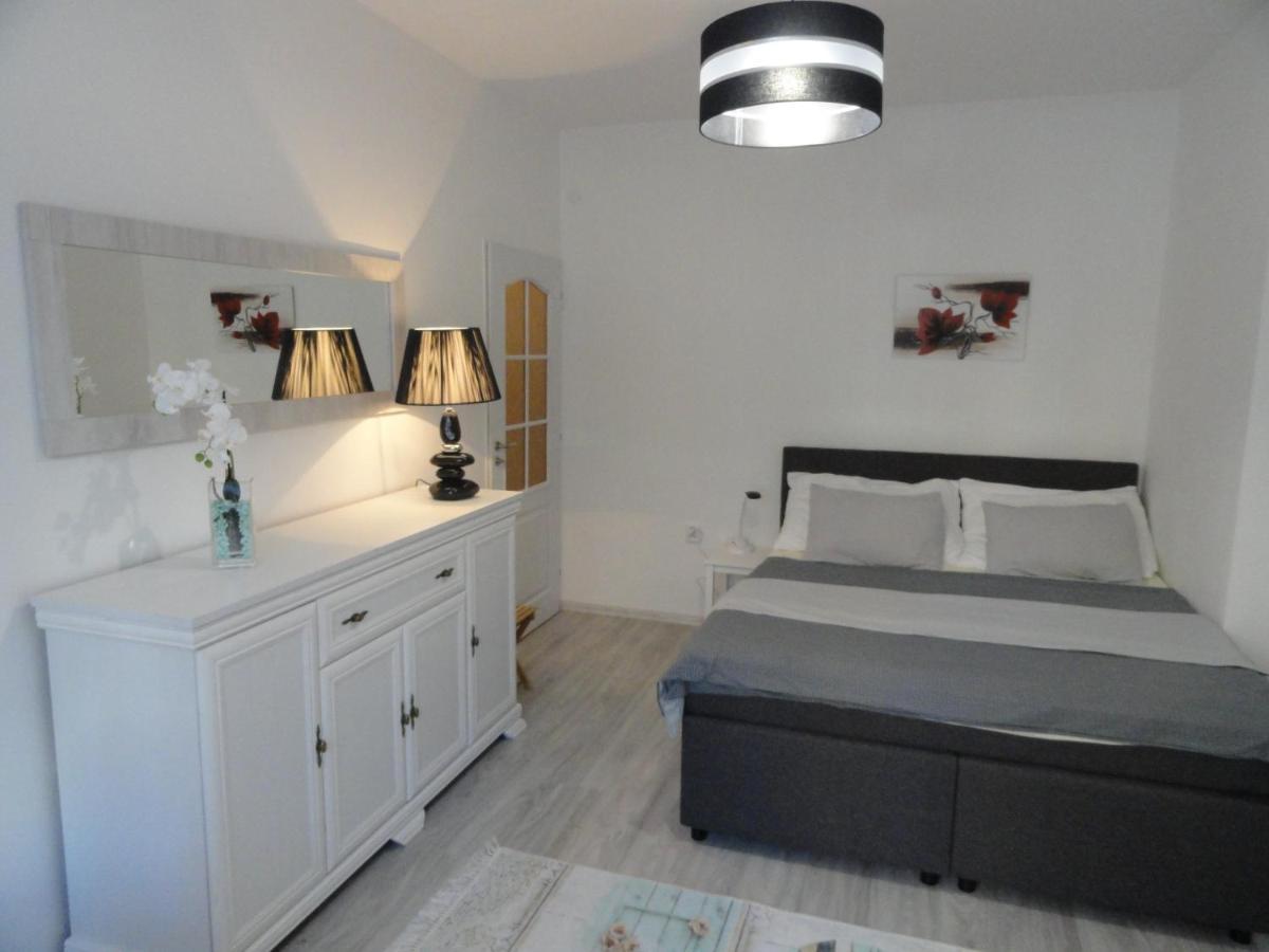 Apartman Sluka Jilemnice Exterior photo